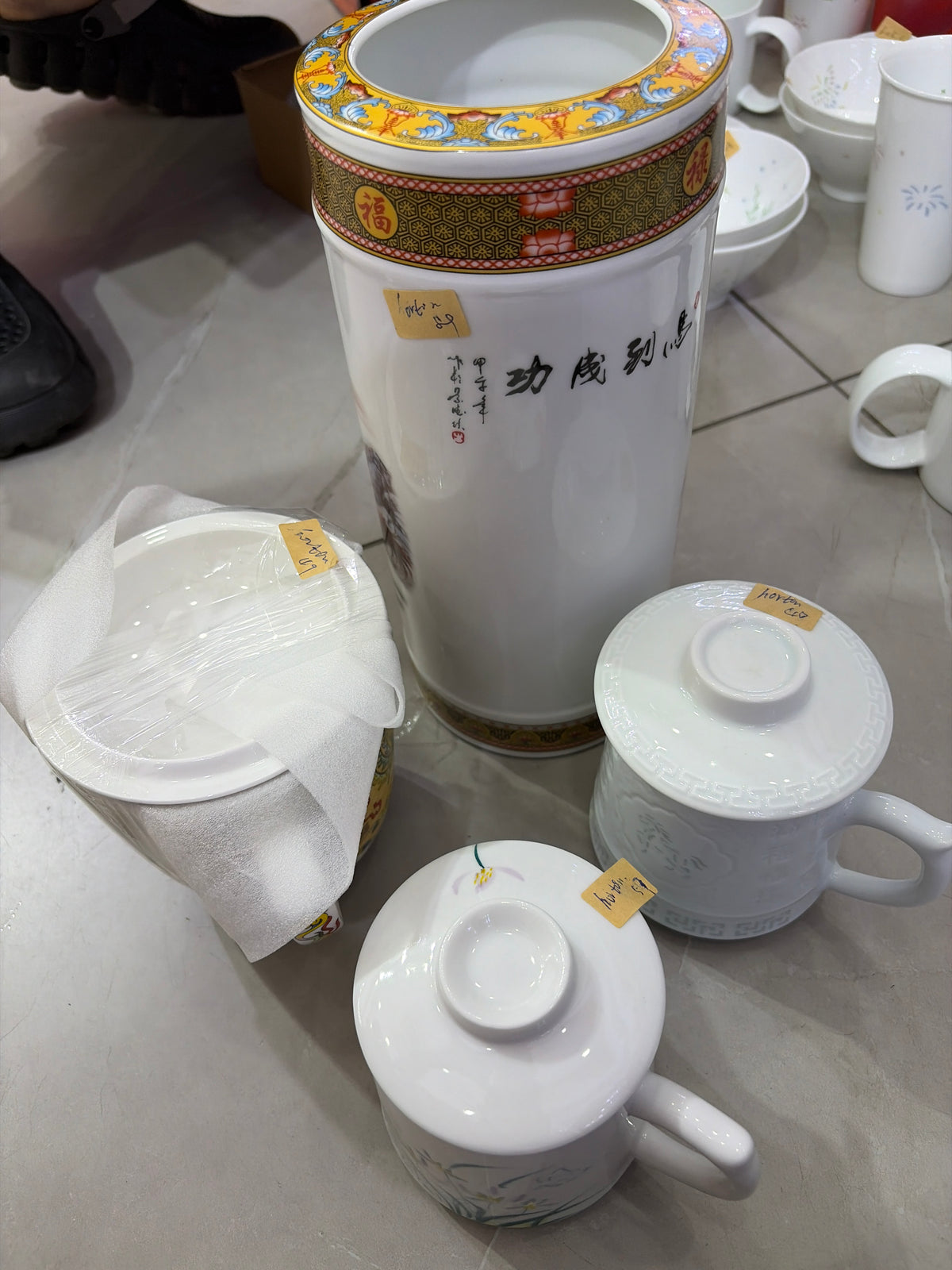 8/6 Red Sister Shop in JingDeZhen