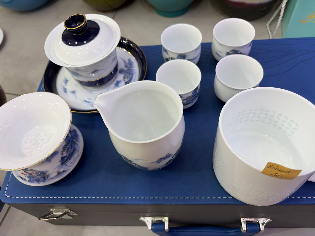8/6 Red Sister Shop in JingDeZhen