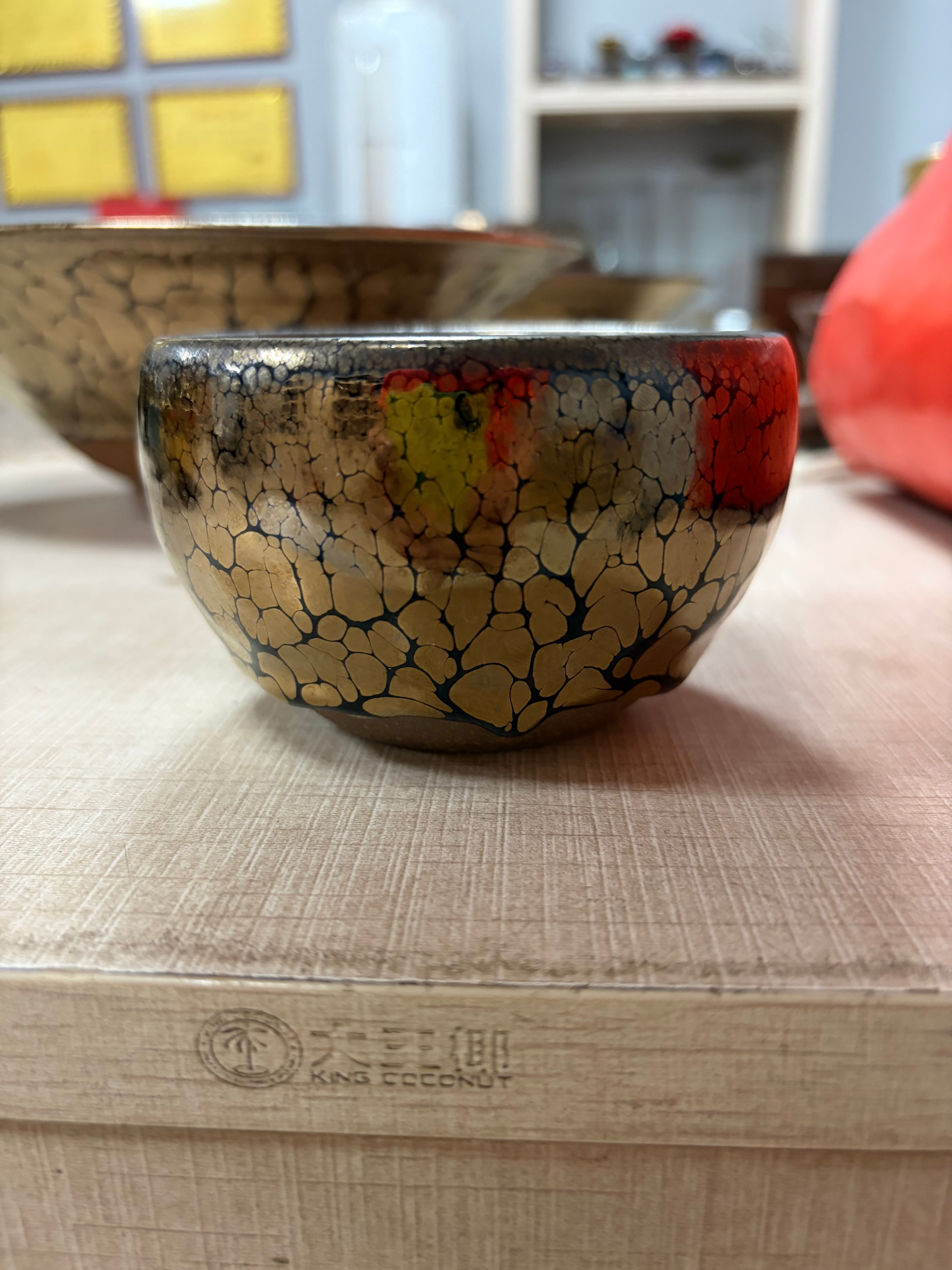 Cup-Gold Oil Droplets