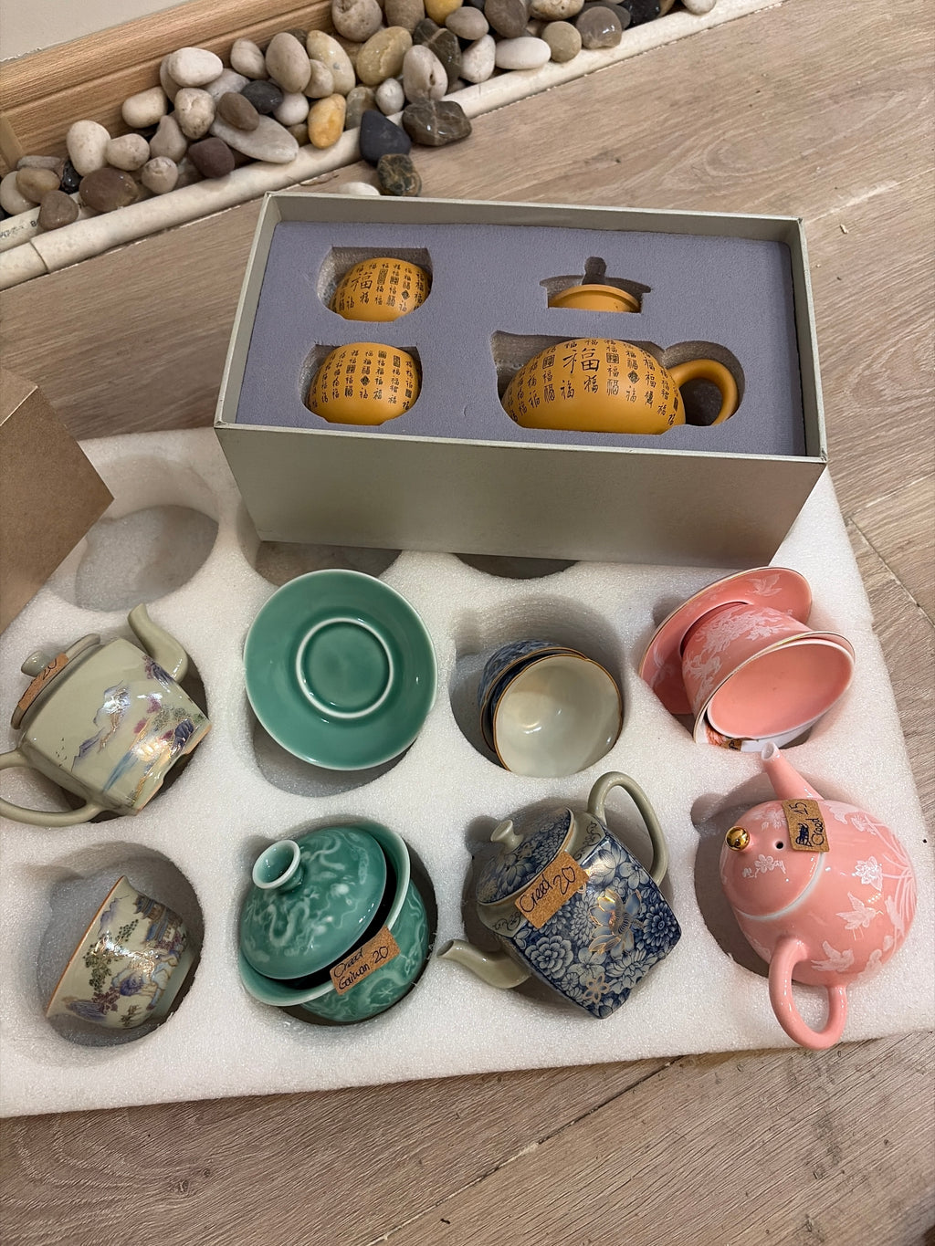 White Porcelain Sharing 7/14