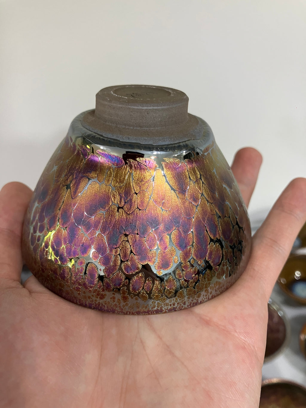 (M Ni) purple oil droplets