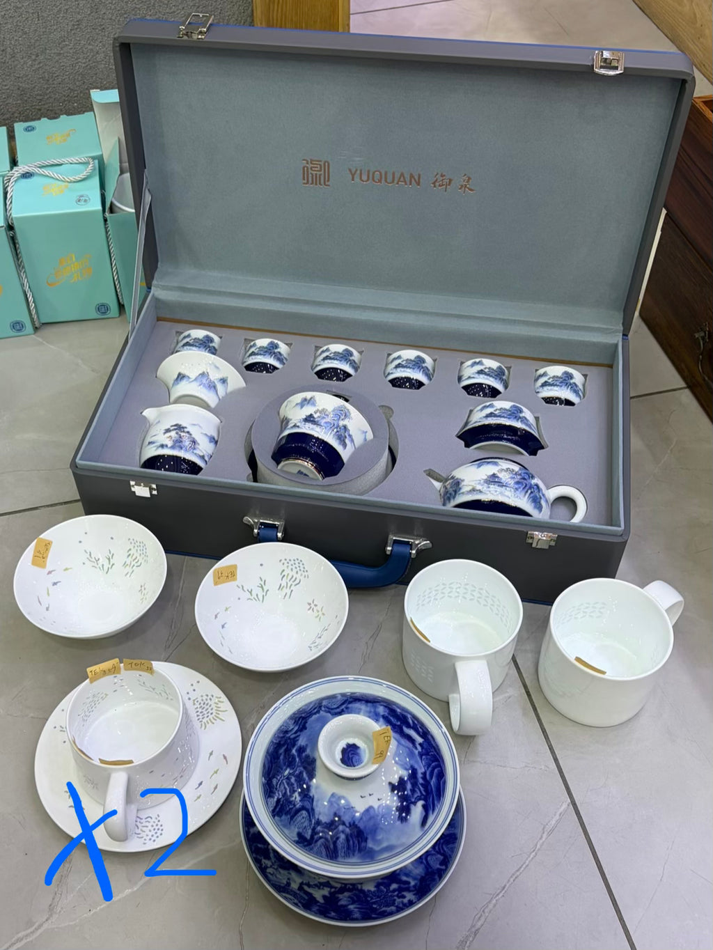 8/6 Red Sister Shop in JingDeZhen